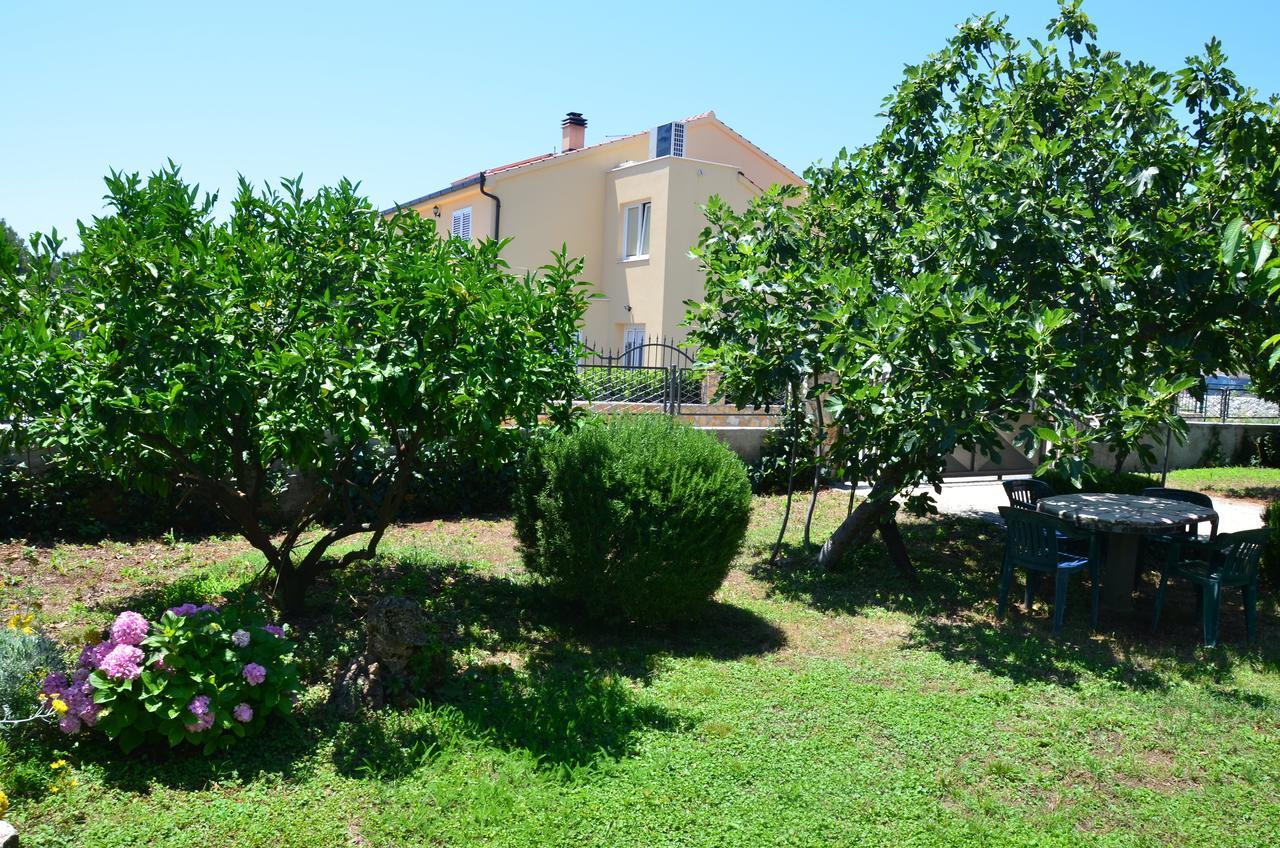 Apartments Dara Rogoznica  Kültér fotó